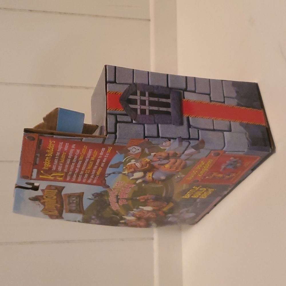 Toy - Picture 4 of 5